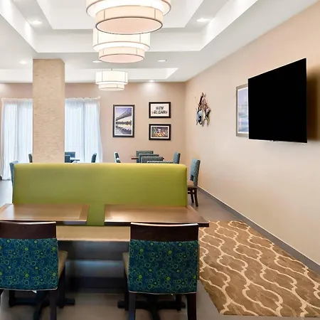 Hotel Comfort East 4*