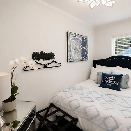 Amazing Modern 5 Bedroom Next To French Qt & Bourbon New Orleans