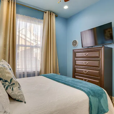 5 Mi To Bourbon St: Nola W/ Fenced Yard! *