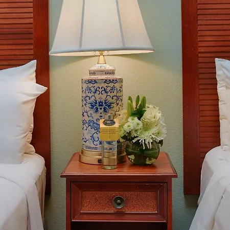 Voco St By Ihg Hotel 4*