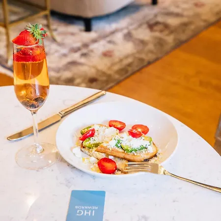 Voco St By Ihg New Orleans