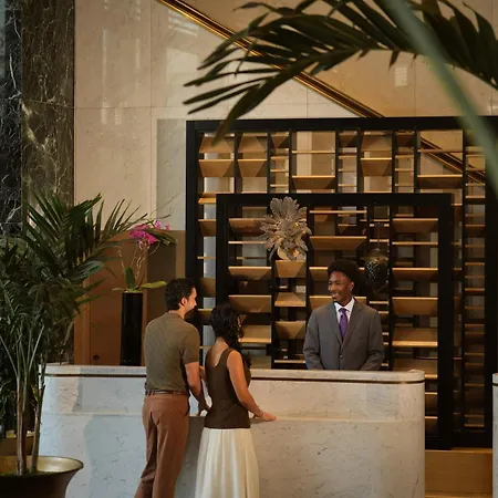 Four Seasons Hotel New Orleans