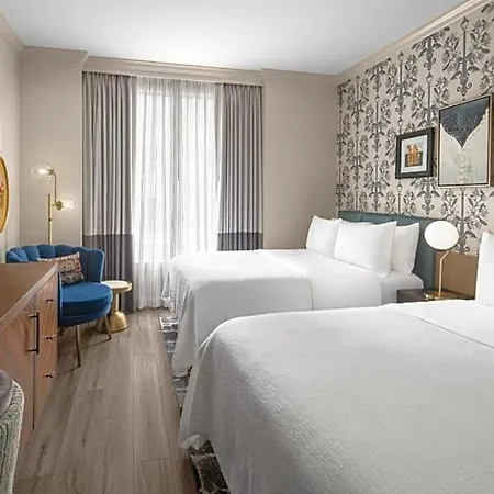Hotel Royal St. Charles