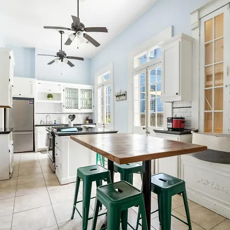 Holiday home Governors Mansion 5 Bedroom-3 Bath New Orleans