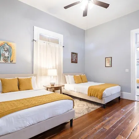 Holiday home Governors Mansion 5 Bedroom-3 Bath