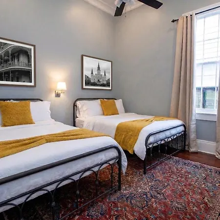 St Philip Gem 5 Bed-5 Bath Steps To Fq - Monthly * New Orleans