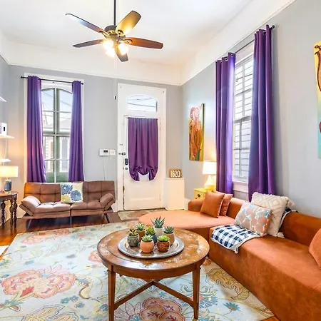Ursulines Colorful Historic Near French Qtr New Orleans