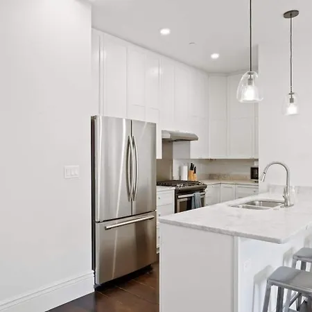 Group-friendly Near Bourbon Street Hotel New Orleans