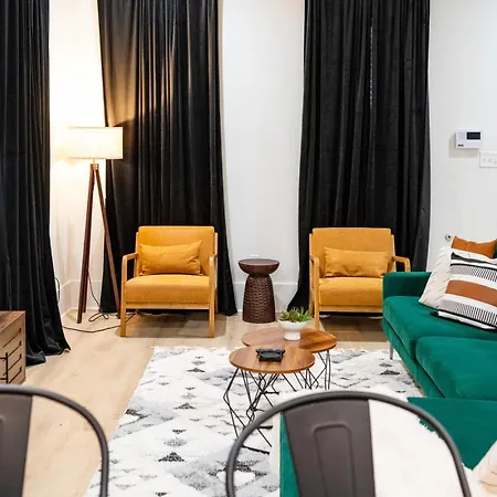 Shimmering New Nola Tvs In Bedrooms & Parking Holiday home New Orleans