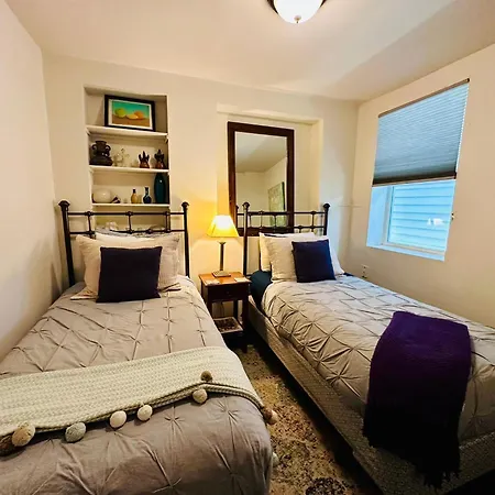 Apartment 3 Bedroom Private First Floor Apartment In Marigny Sleeps 6 Walk To Frenchmen & Bourbon & French Quarter