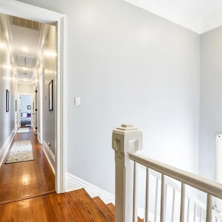 Governors Historic 5bed-5ba Apartment