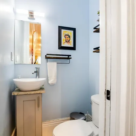 Apartment Governors Historic 5bed-5ba