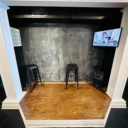 Apartment 3 Bedroom Private First Floor Apartment In Marigny Sleeps 6 Walk To Frenchmen & Bourbon & French Quarter New Orleans