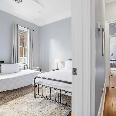 Apartment Governors Historic 5bed-5ba New Orleans