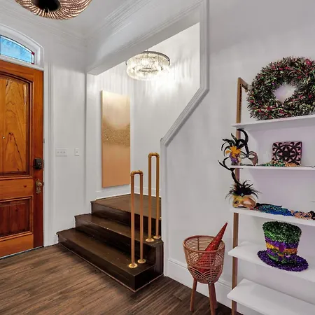 Bed & Breakfast Barbie Dream W Hot Tub Sauna Near Fq