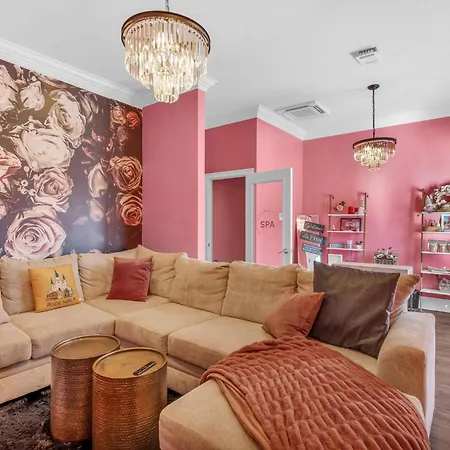 Bed & Breakfast Barbie Dream W Hot Tub Sauna Near Fq 3*