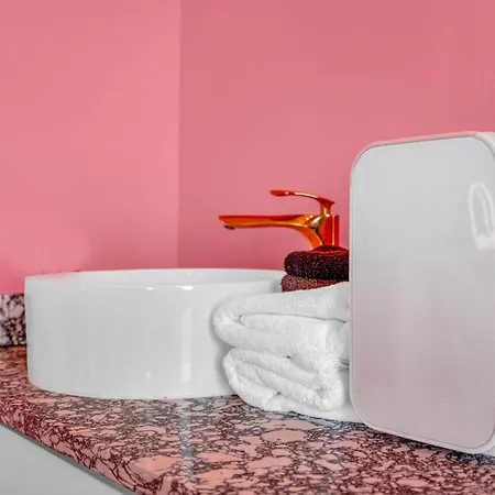 Barbie Dream W Hot Tub Sauna Near Fq Bed & Breakfast New Orleans