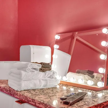 Barbie Dream W Hot Tub Sauna Near Fq New Orleans