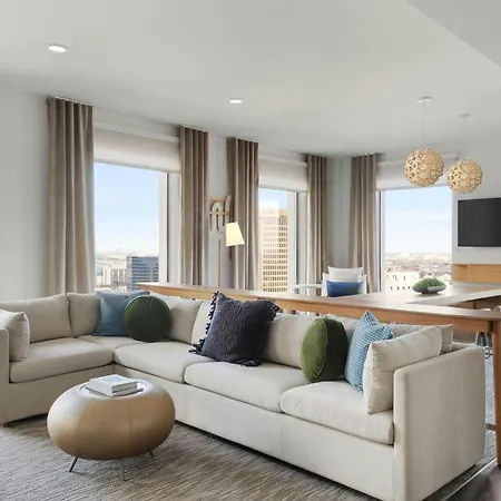 Hotel Element By Marriott Downtown