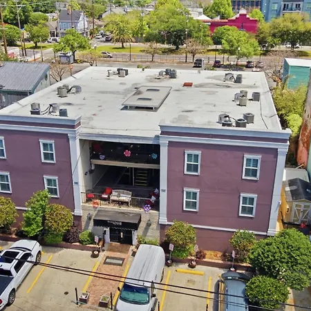 Frenchmen 1br Escape W Pool & Hot Tub Access 3* New Orleans