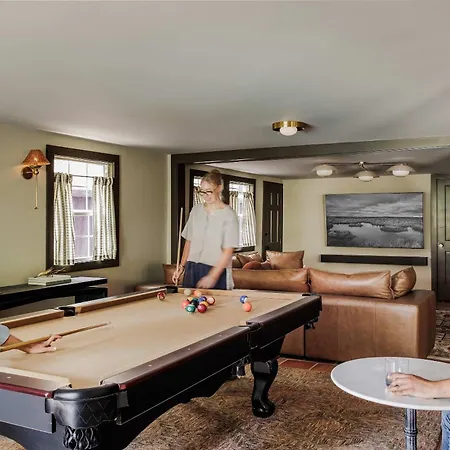 Boutique 9br With Pool Steps From French Q Holiday home New Orleans
