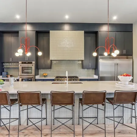 Holiday home Chic Nola Heated Pool & *