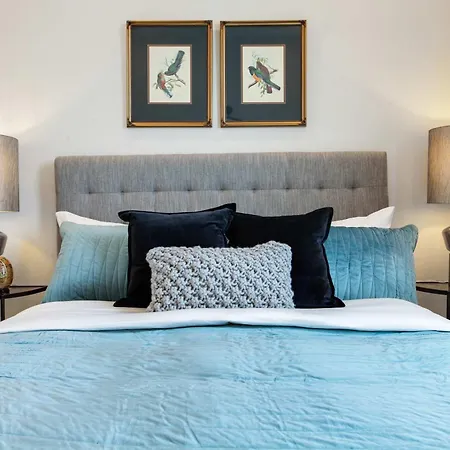14br Downtown Combo & Shared Seasonal Pool