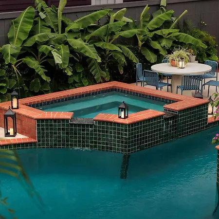 Historic Luxurious Heated Pool &