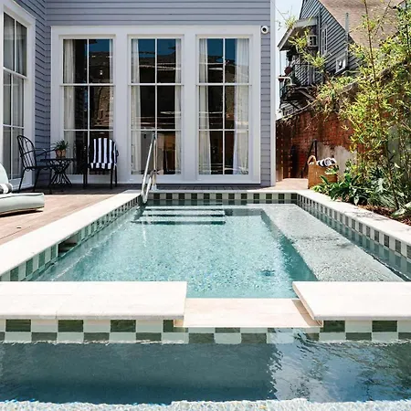 Luxury French Quarter & Heated Pool