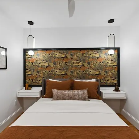 Hotel Opulent Cbd Near French Quarter *