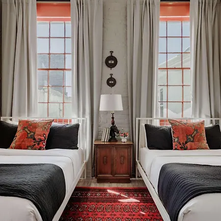 Holiday home Luxury Historic Neat To Downtown *