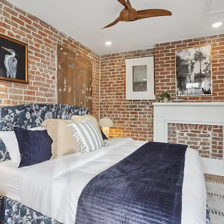 Holiday home 10 Bed & 10 Bath Luxury Cbd - Private Pool