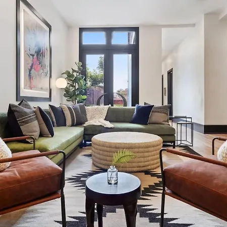 Stunning Designer Historic Heated Pool New Orleans