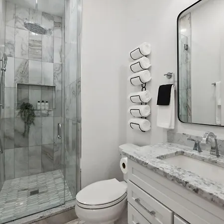 Hotel Spacious Cbd Near French Quarter *