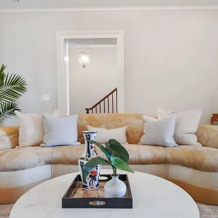 Historic Restored Near To Downtown Holiday home *