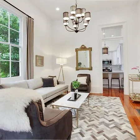 Historic Luxury Retreat *