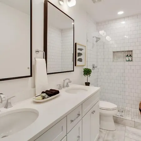 Stylish Cbd Near French Quarter Hotel *