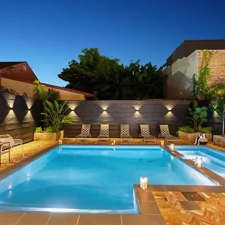 Designer 10-bedroom Compound Heated Pools & Hot Tubs * New Orleans