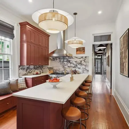 5 Bedroom Designer On Magazine Pool & * New Orleans