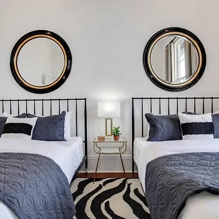 Historic Luxury Retreat Holiday home