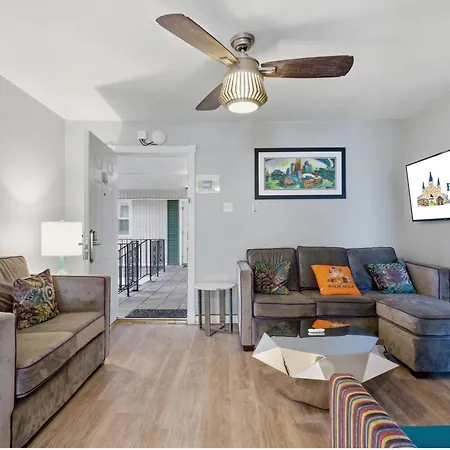 Frenchmen St 2br Hideaway W Pool & Hot Tub 3* New Orleans