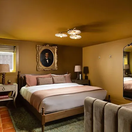 Boutique 9br With Pool Steps From French Q * New Orleans