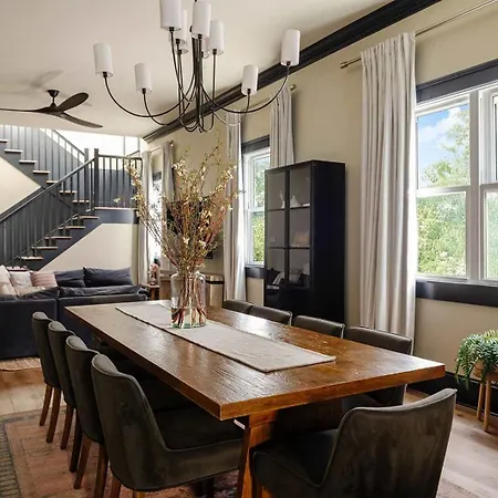 New Private With Pool And Near Fq *