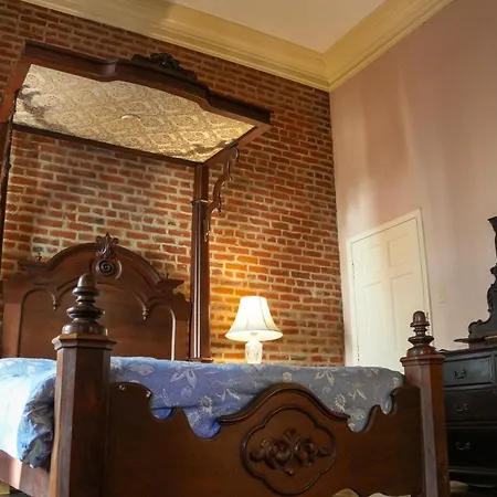 Hotel The Olivier House