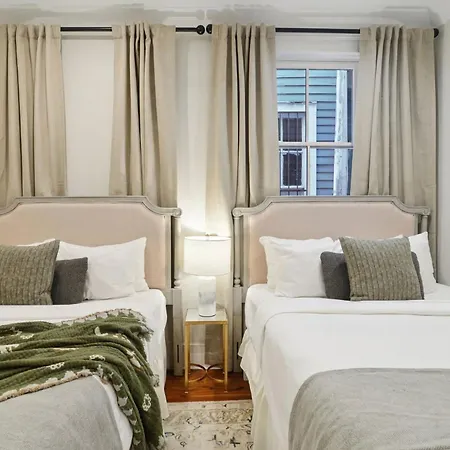 Grand Lush With Heated Pool *