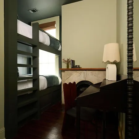 Remodeled Magazine Oasis Shared Heated Pool&spa *