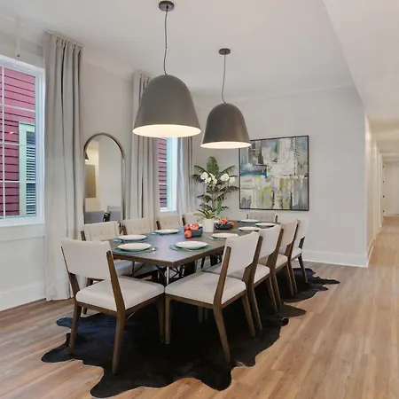 Luxe Sunlit Heated Pool & Near Cbd New Orleans