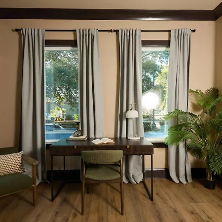 Chic Marigny With Heated Pool Holiday home New Orleans