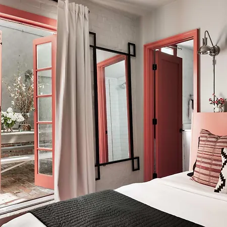Luxury Historic Neat To Downtown Holiday home New Orleans