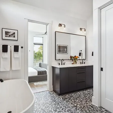 Peaceful Bywater With Heated Pool Quiet New Orleans